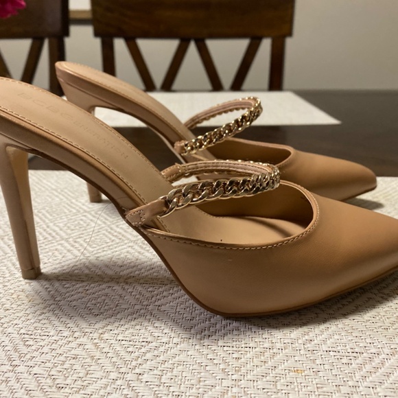 Bcbg heels - Picture 2 of 3